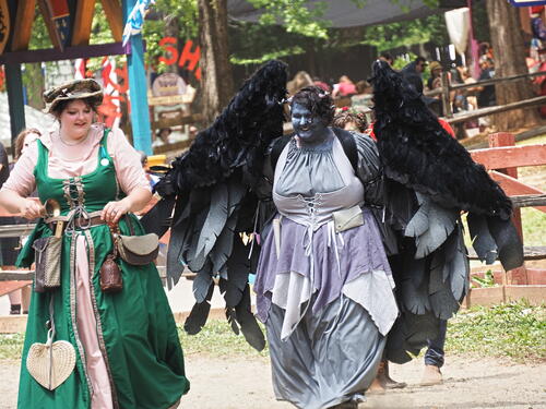 Patrons in costume contest #13