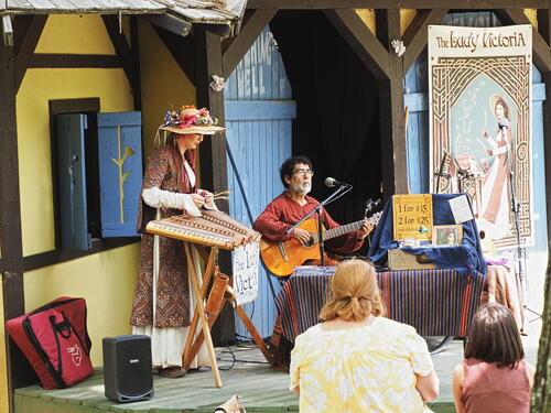 Charry Garcia and the Lady Victoria