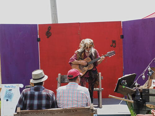 Gibbon the Troubadour #2