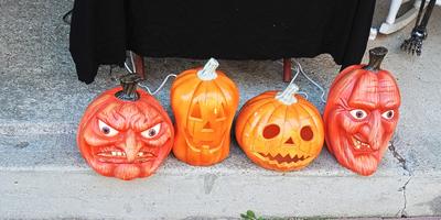 Pumpkin heads