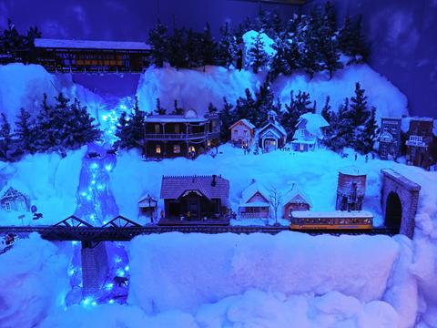 Boston museum of science train layout #12