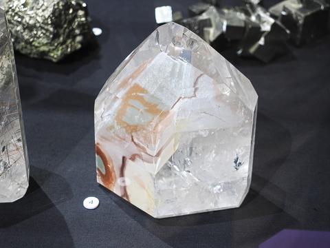 Lit quartz
