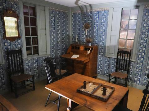 Strawbery Banke candlelight stroll #5