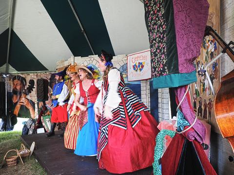 The Commedia Madrigal Singers #8