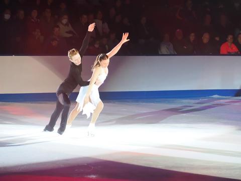 Caroline Depietr and TJ Carey