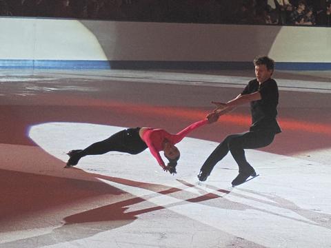 Ice chips skaters #4