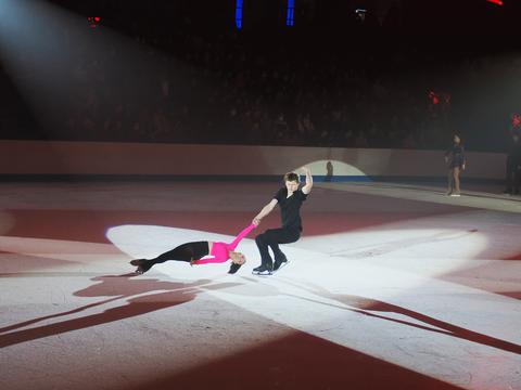 Ice chips skaters #5