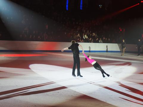 Ice chips skaters #6