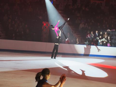 Ice chips skaters #8