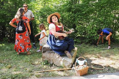 Mary missing her sheep