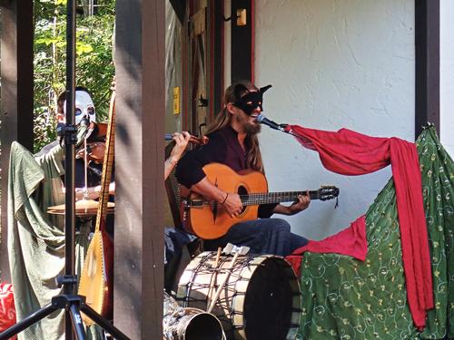 Jamila Lotus dance group