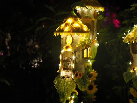 Fairy house at the New England Botanic Garden #16