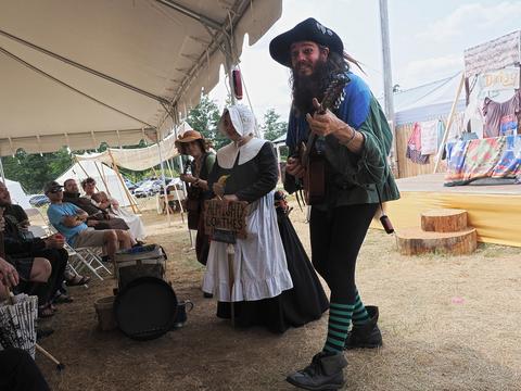 The Foxy Bard, Twig, and Temperance Bellowe #3