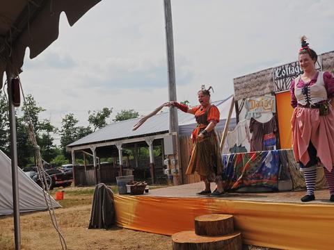 Washing well wenches #4