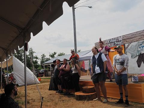 Washing well wenches #7