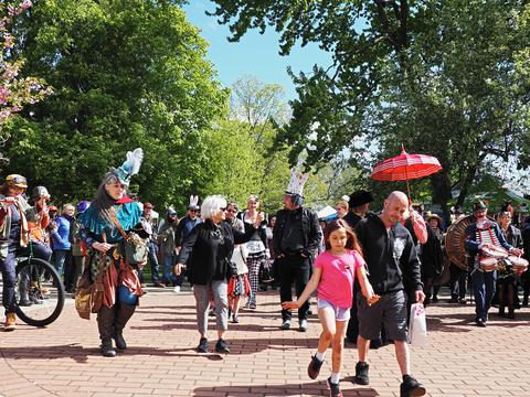 Steampunks on parade #4