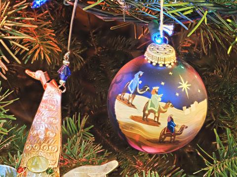 Three wise men ornament