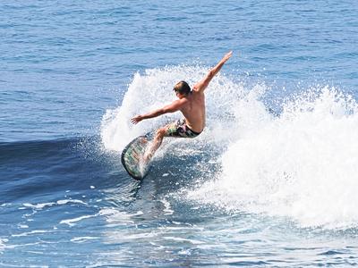 Surfer #48