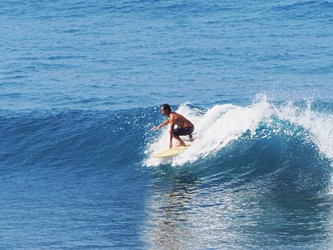 Surfer #12