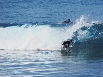 Surfer #16