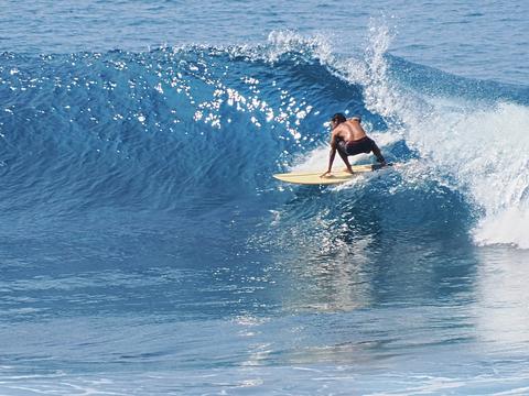 Surfer #22
