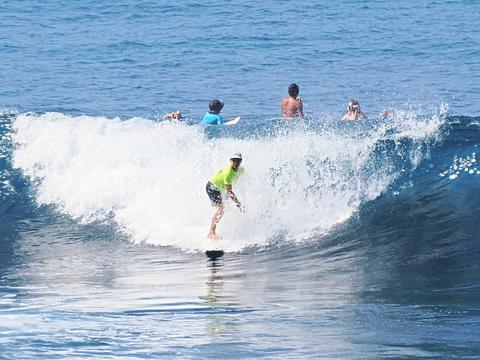 Surfer #28
