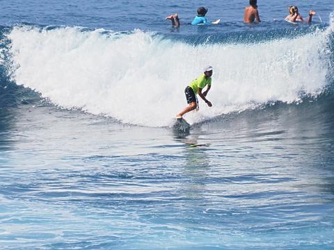 Surfer #29