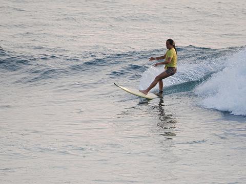 Surfer #52