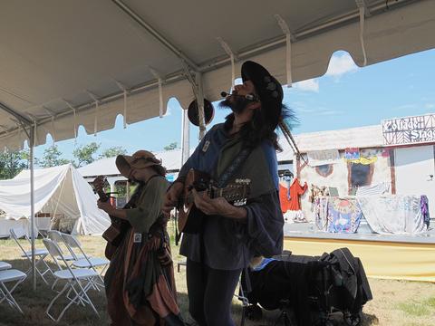 The Foxy Bard and Twig #2