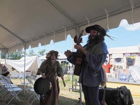 The Foxy Bard and Twig #6