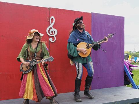 The Foxy Bard and Twig #2