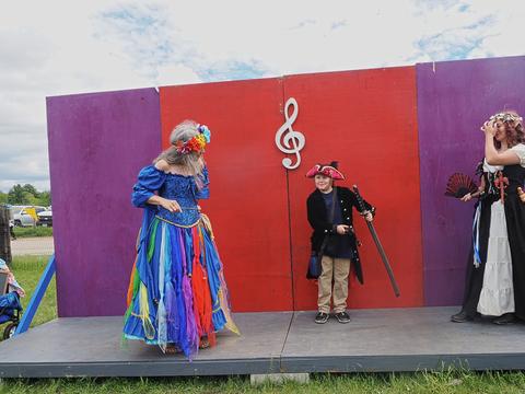 The Duchess, Lady Arisia, and Captain Knobby Knees