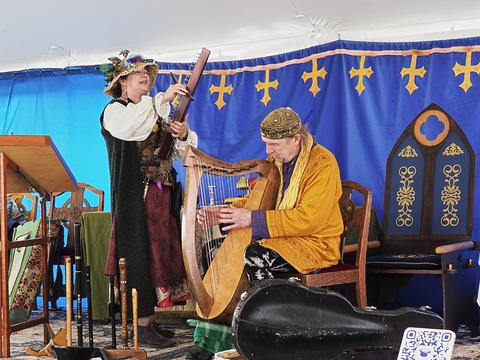 The Harper and the Minstrel #8