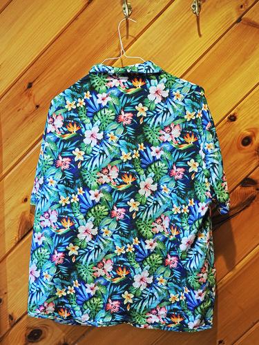 Hawaiian flower shirt #2