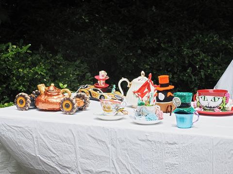 Decorated tea pots #5