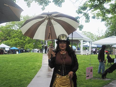 Watch City patron #7